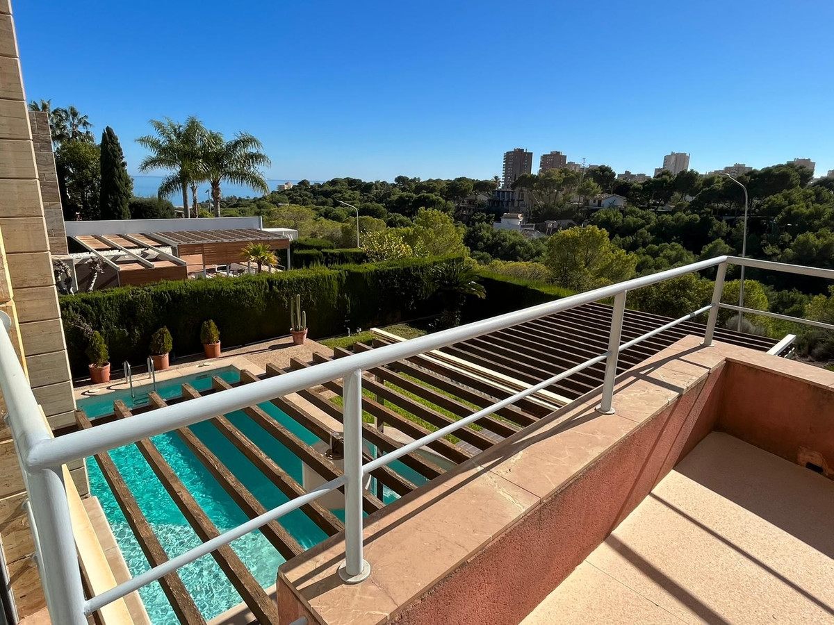 4 Bed Townhouse for sale in Dehesa De Campoamor Costa Blanca, Alicante, Spain