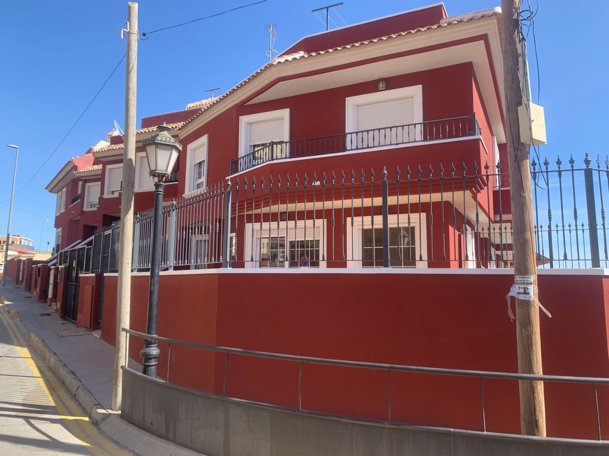 Se vende Adosada de 2 dormitorios en Costa Blanca, Alicante, España