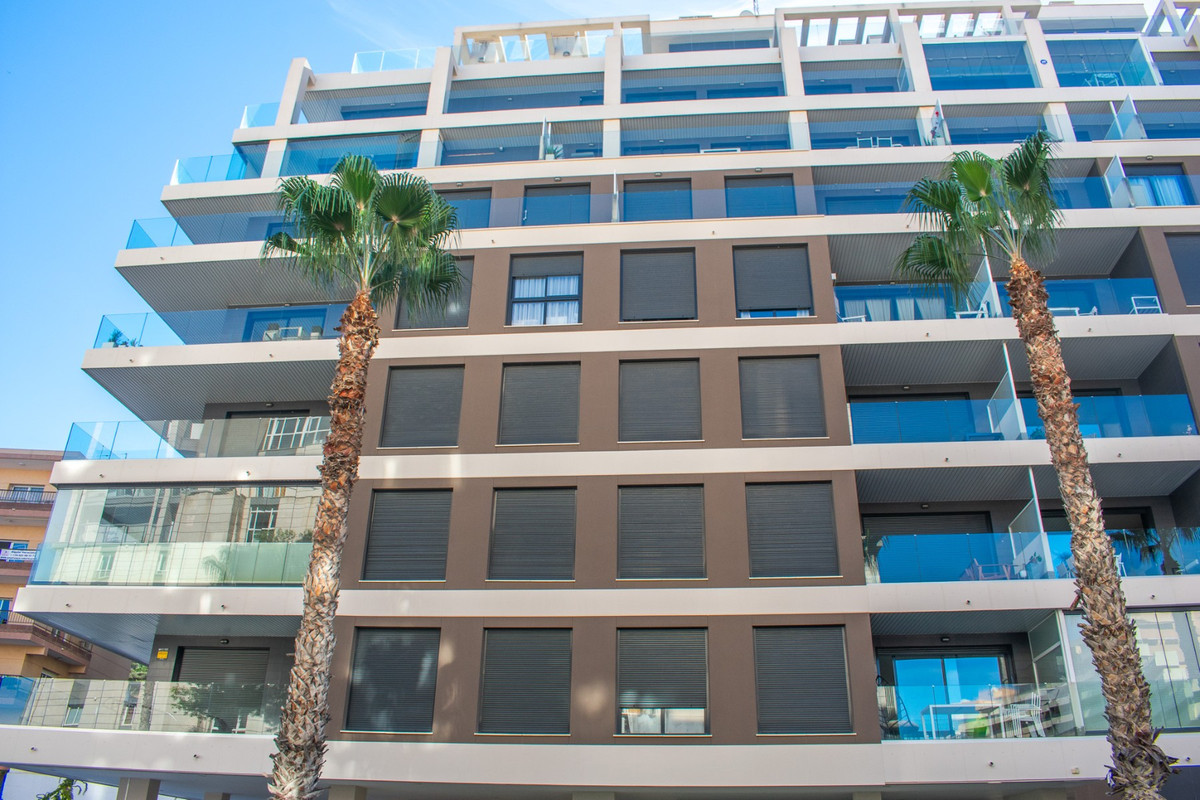 Se vende Apartamento Planta Baja de 2 dormitorios en Costa Blanca, Alicante, España