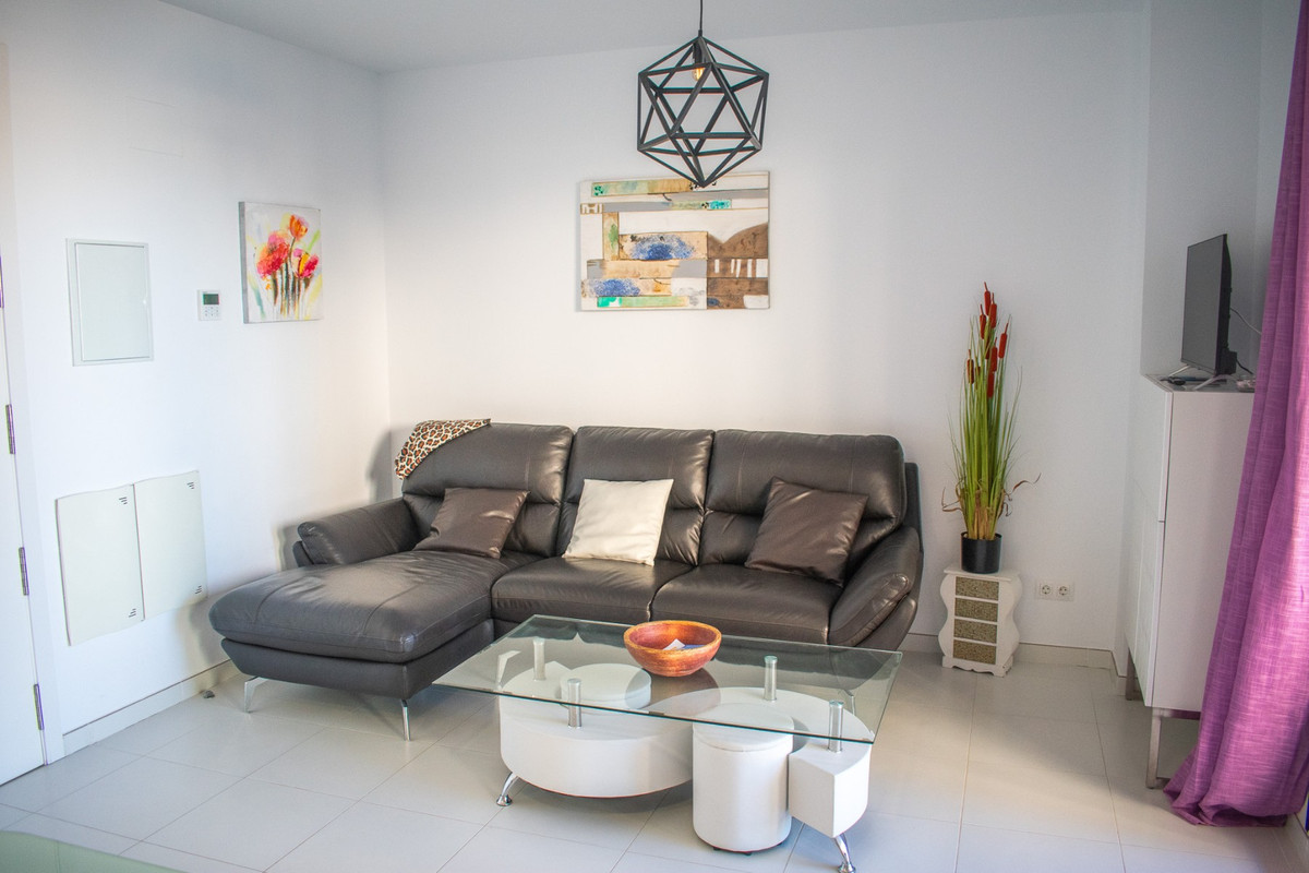 Se vende Apartamento Planta Baja de 2 dormitorios en Costa Blanca, Alicante, España