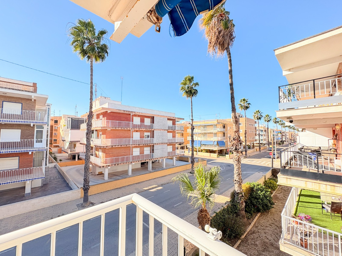 3 Bed Apartment for sale in Santa Pola Costa Blanca, Alicante, Spain