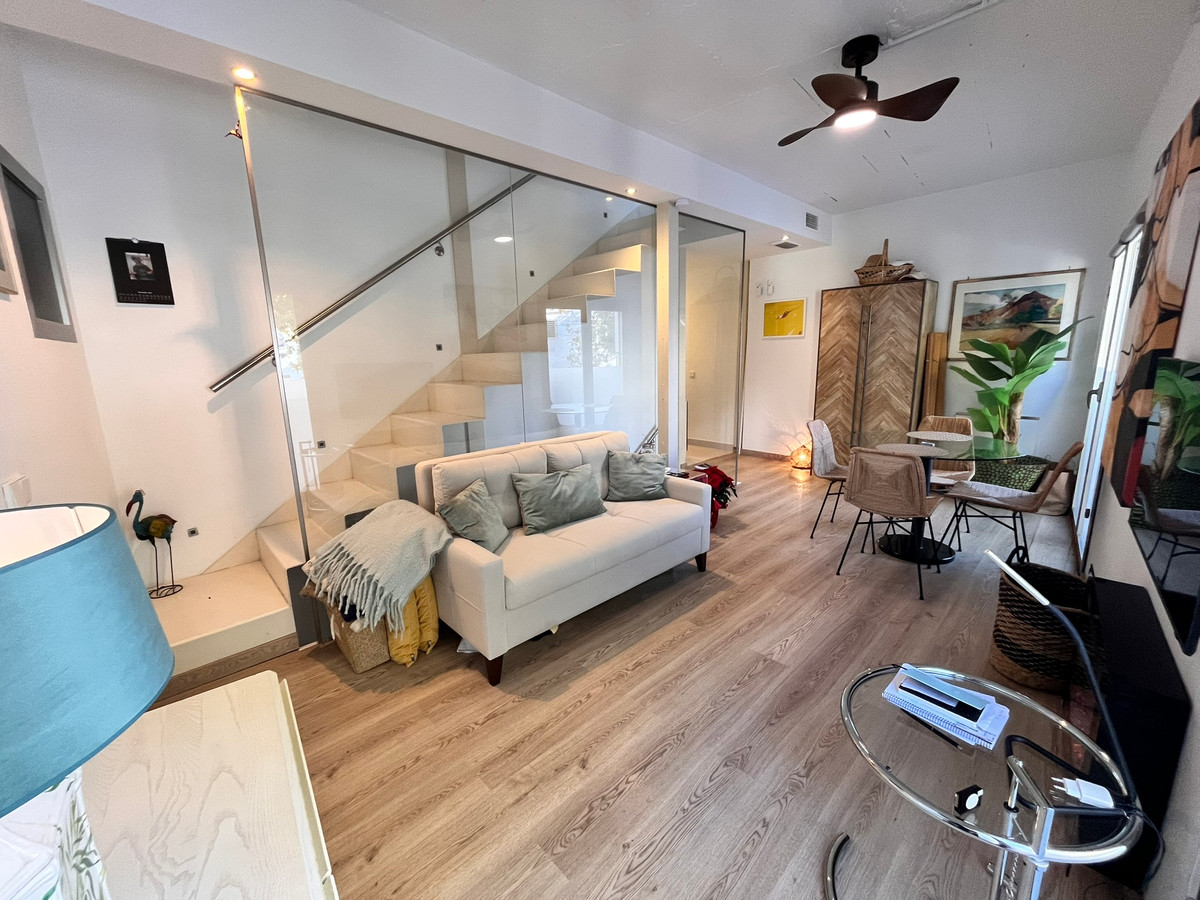 Se vende Ático de 1 dormitorios en Costa Del Sol, Málaga, España