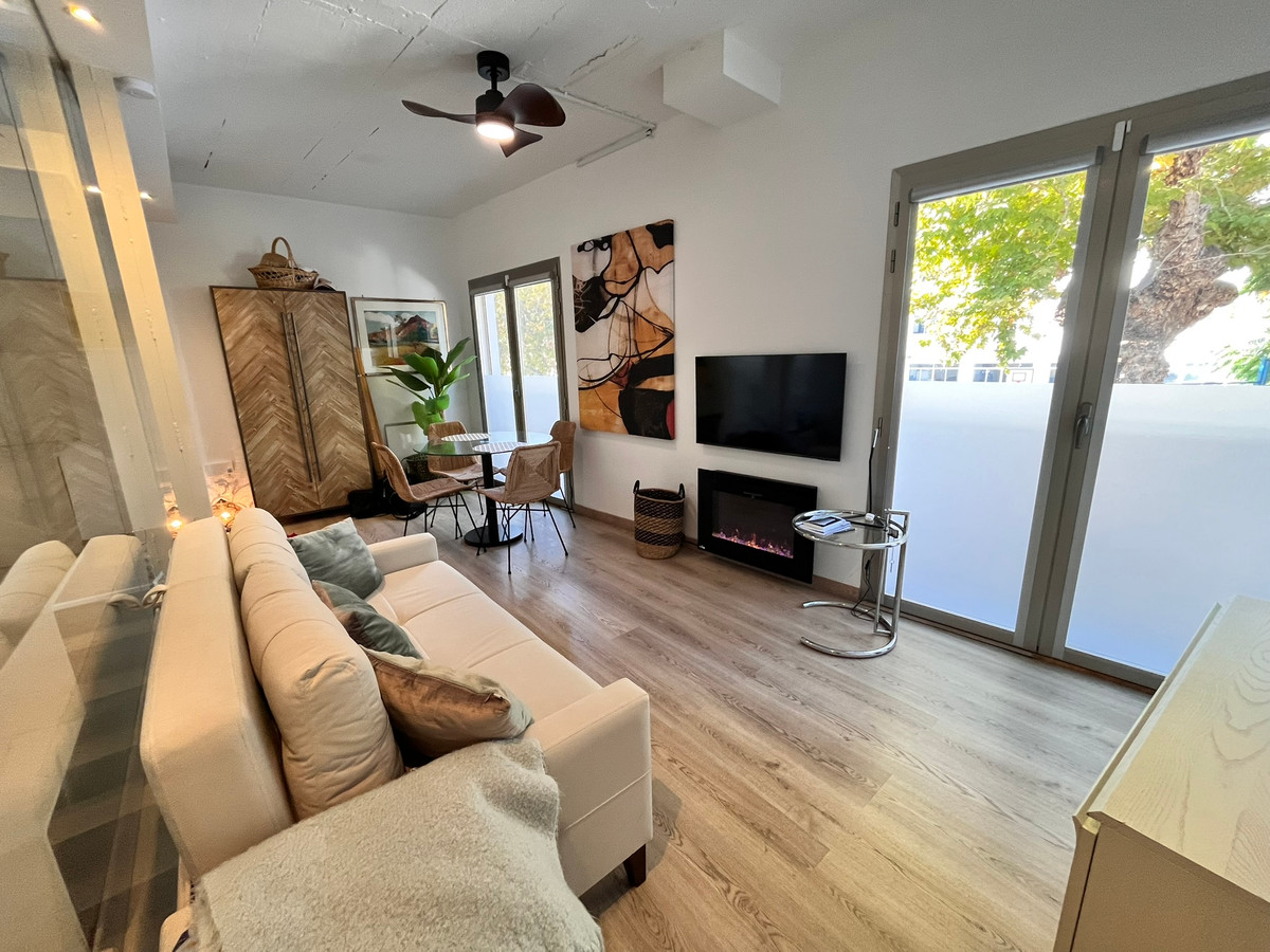 Se vende Ático de 1 dormitorios en Costa Del Sol, Málaga, España