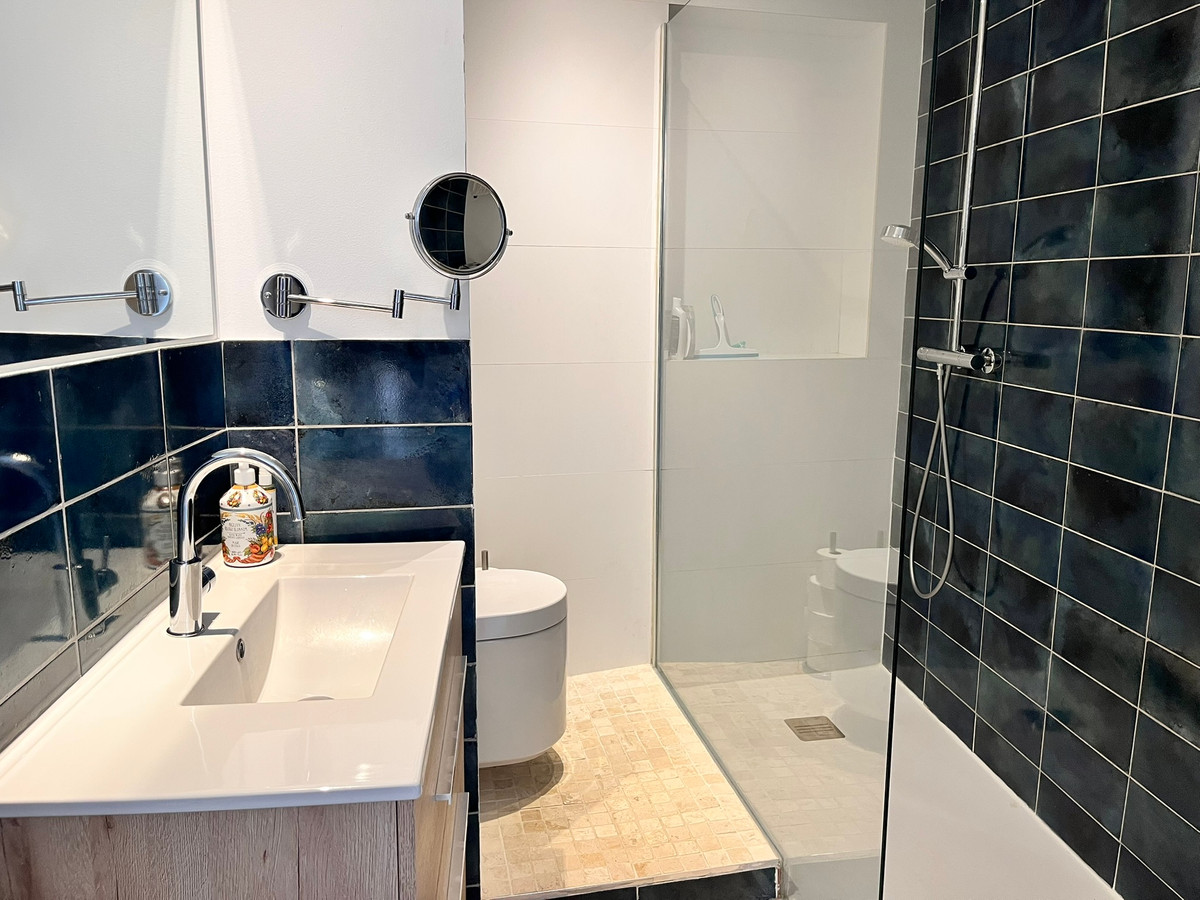 Se vende Ático de 1 dormitorios en Costa Del Sol, Málaga, España