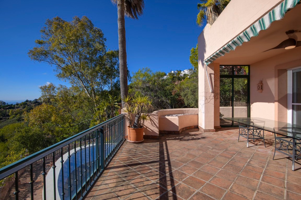 Se vende Villa - Chalet de 5 dormitorios en Costa Del Sol, Málaga, España