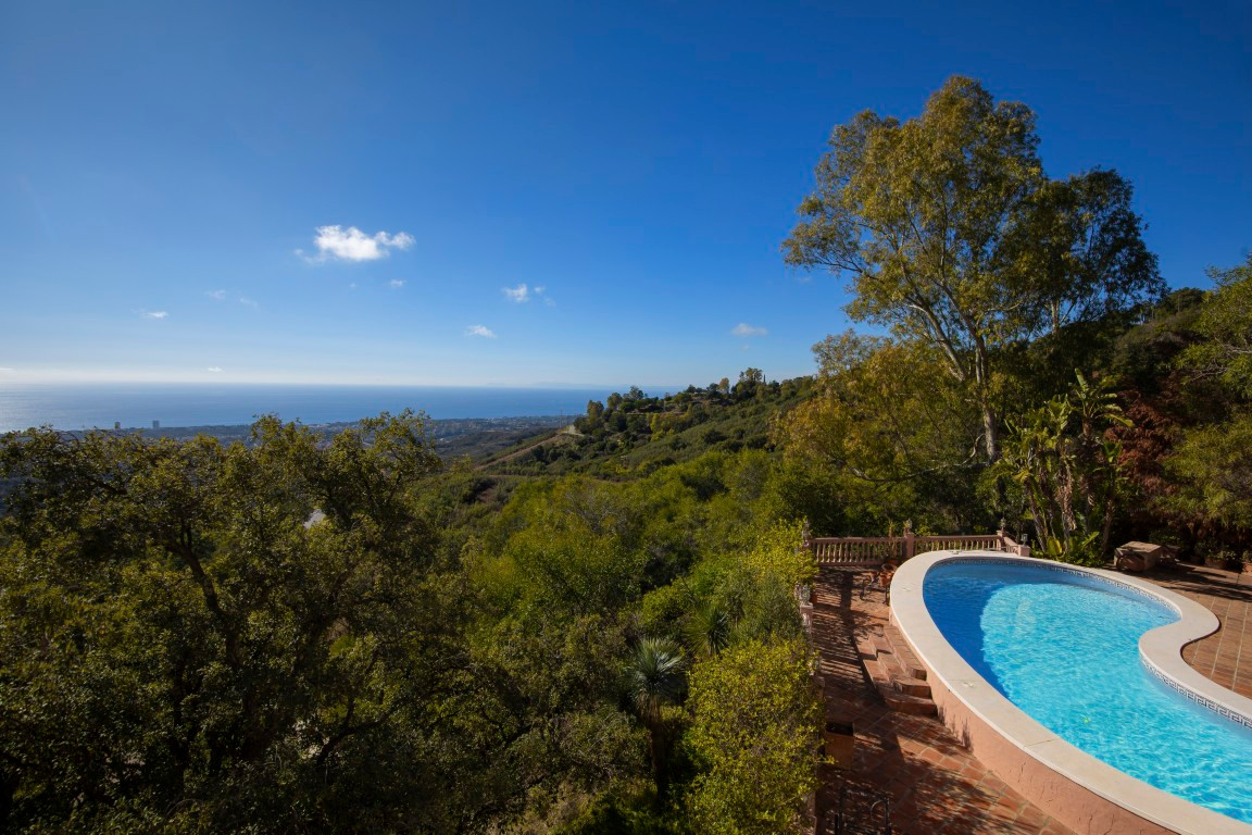 Se vende Villa - Chalet de 5 dormitorios en Costa Del Sol, Málaga, España