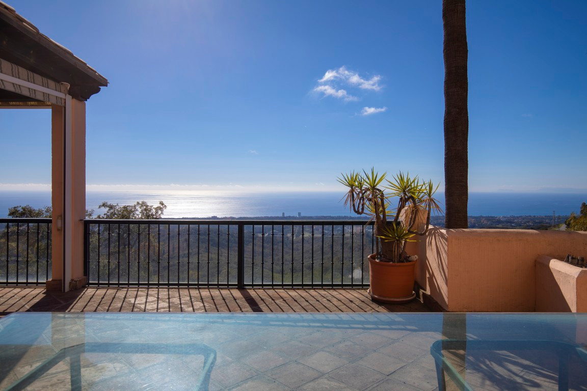 Se vende Villa - Chalet de 5 dormitorios en Costa Del Sol, Málaga, España