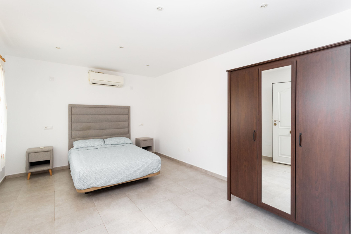 Se vende Adosada de 4 dormitorios en Costa Blanca, Alicante, España