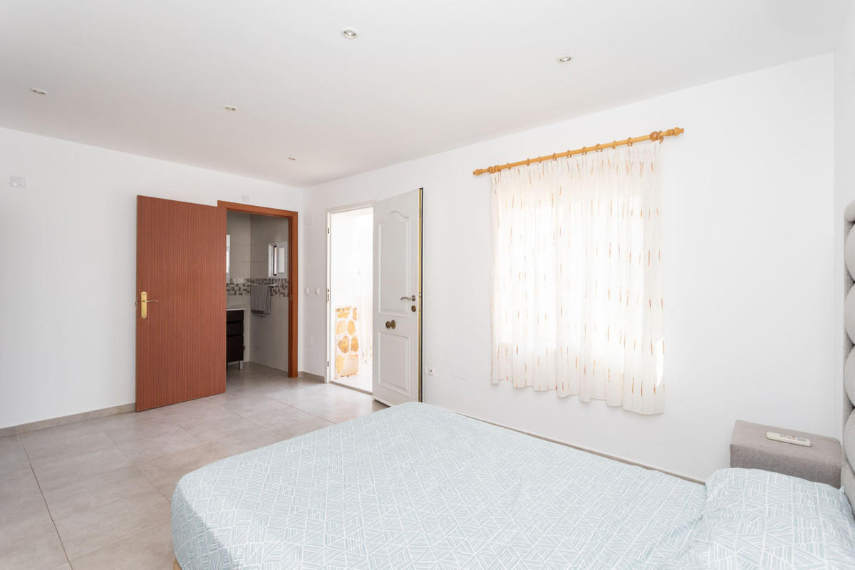 Se vende Adosada de 4 dormitorios en Costa Blanca, Alicante, España