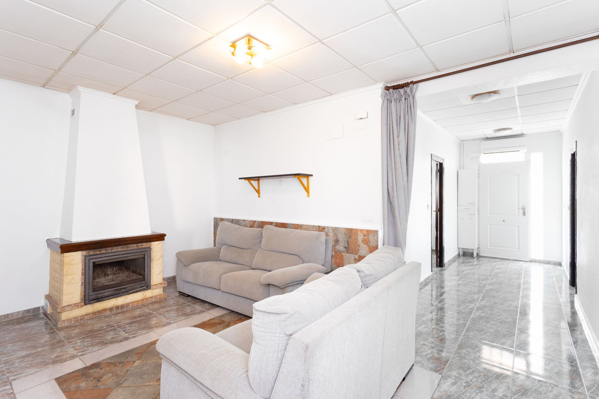 Se vende Adosada de 4 dormitorios en Costa Blanca, Alicante, España