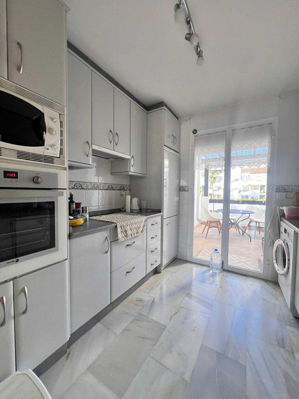 Se vende Ático de 2 dormitorios en Costa Del Sol, Málaga, España