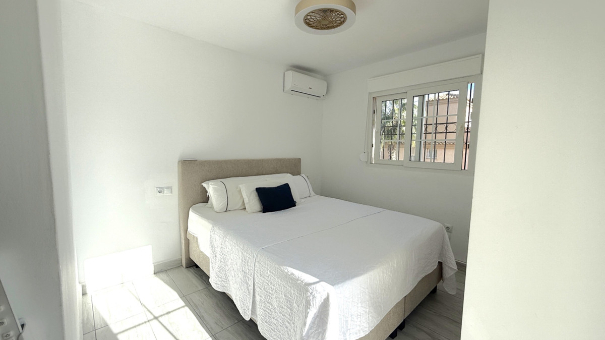 Se vende Pareada de 2 dormitorios en Costa Blanca, Alicante, España