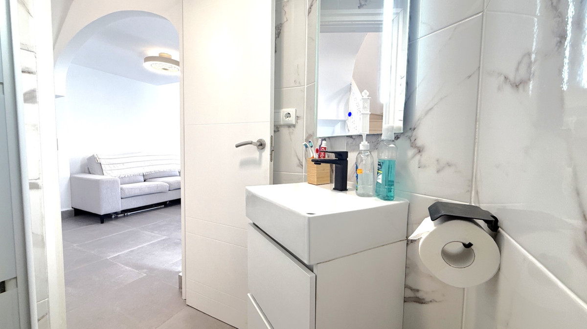 Se vende Pareada de 2 dormitorios en Costa Blanca, Alicante, España