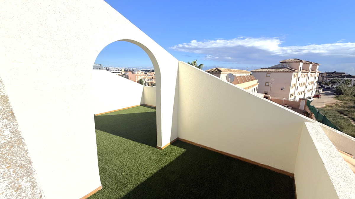 Se vende Pareada de 2 dormitorios en Costa Blanca, Alicante, España