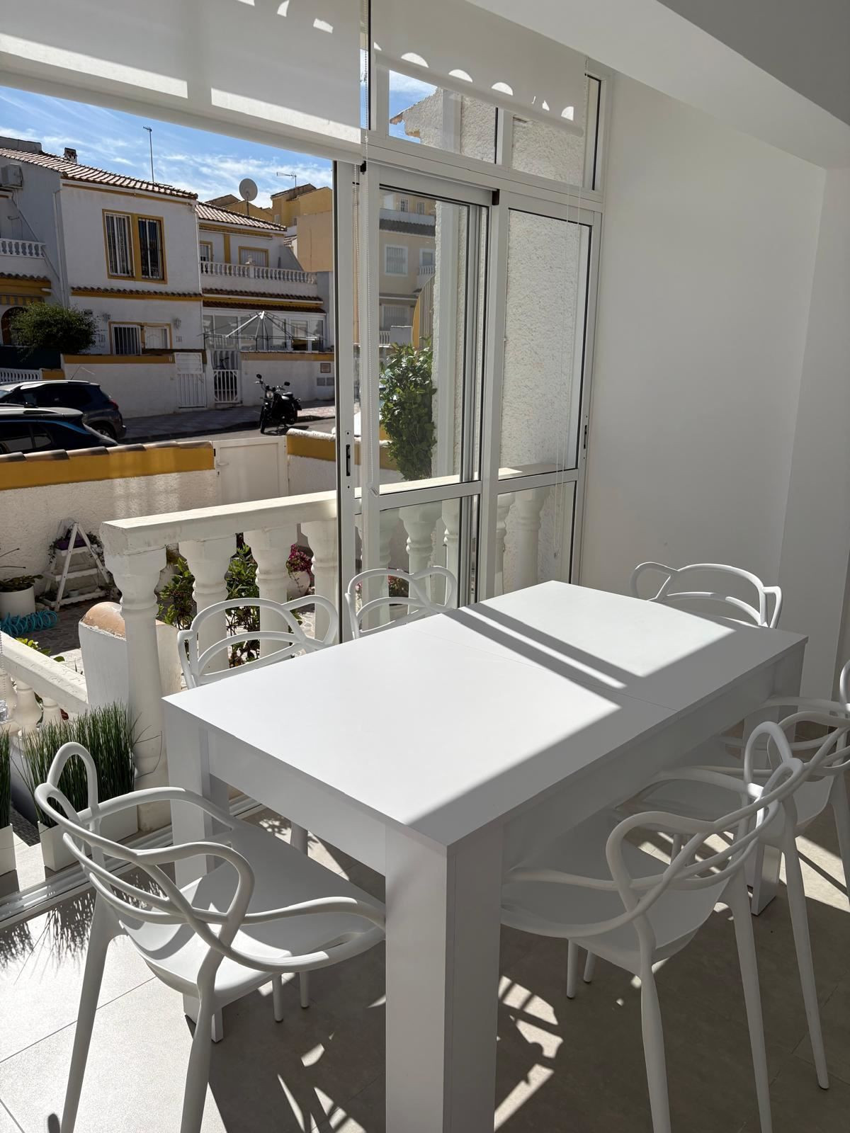 Se vende Adosada de 3 dormitorios en Costa Blanca, Alicante, España