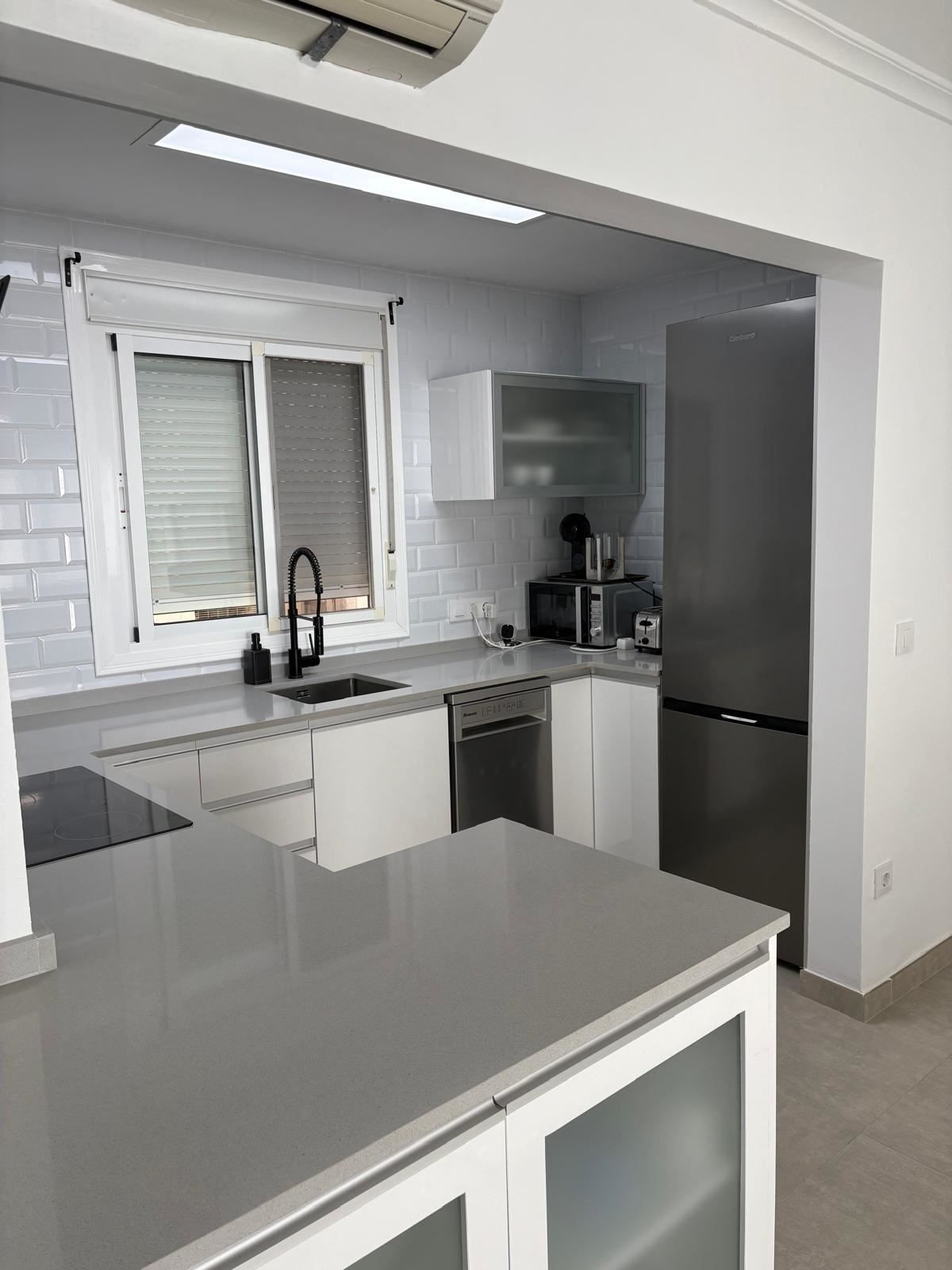 Se vende Adosada de 3 dormitorios en Costa Blanca, Alicante, España