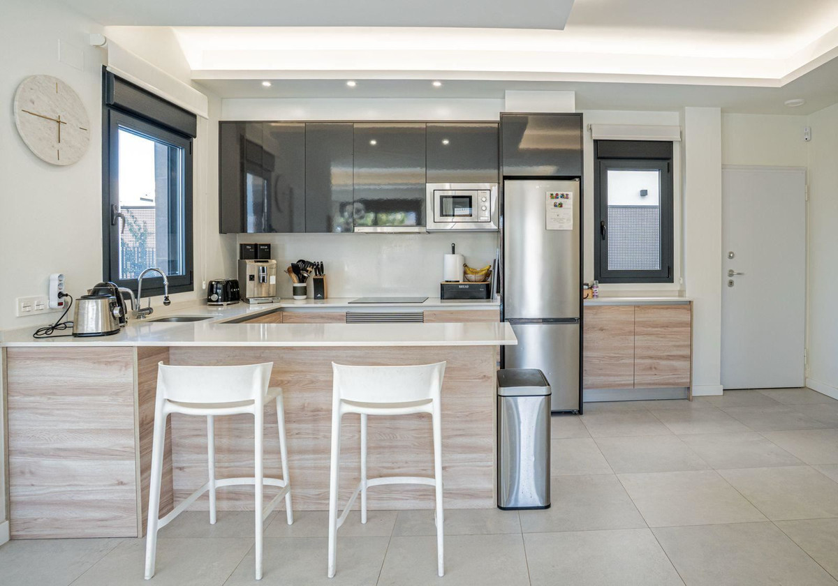Se vende Villa - Chalet de 3 dormitorios en Costa Blanca, Alicante, España