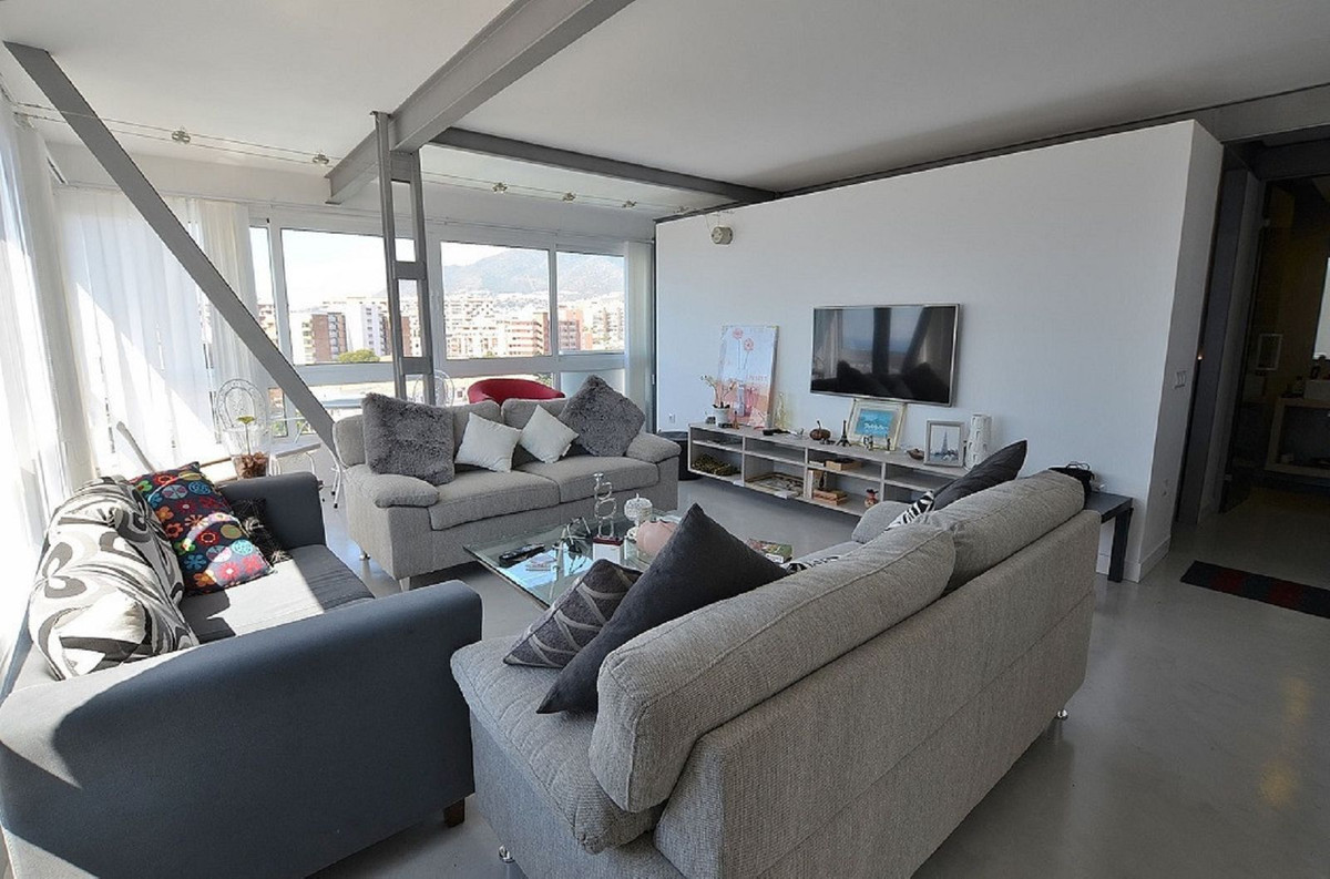 2 Bed Apartment for sale in Benalmadena Costa Costa Del Sol, Málaga, Spain