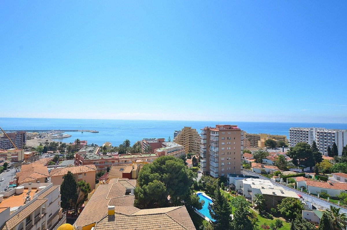 2 Bed Apartment for sale in Benalmadena Costa Costa Del Sol, Málaga, Spain
