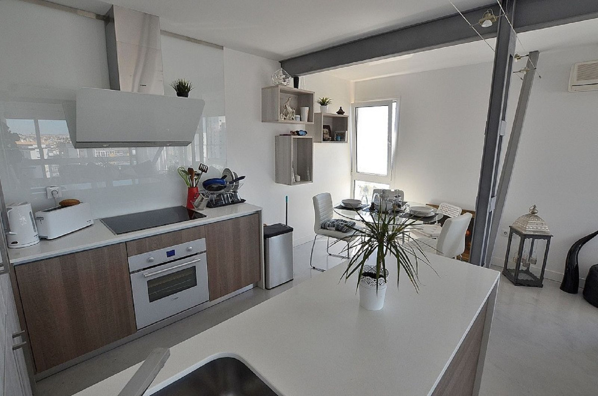 2 Bed Apartment for sale in Benalmadena Costa Costa Del Sol, Málaga, Spain