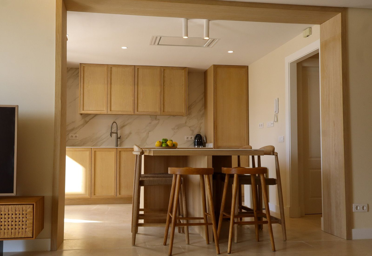 3 Bed Apartment for sale in Nueva Andalucía Costa Del Sol, Málaga, Spain
