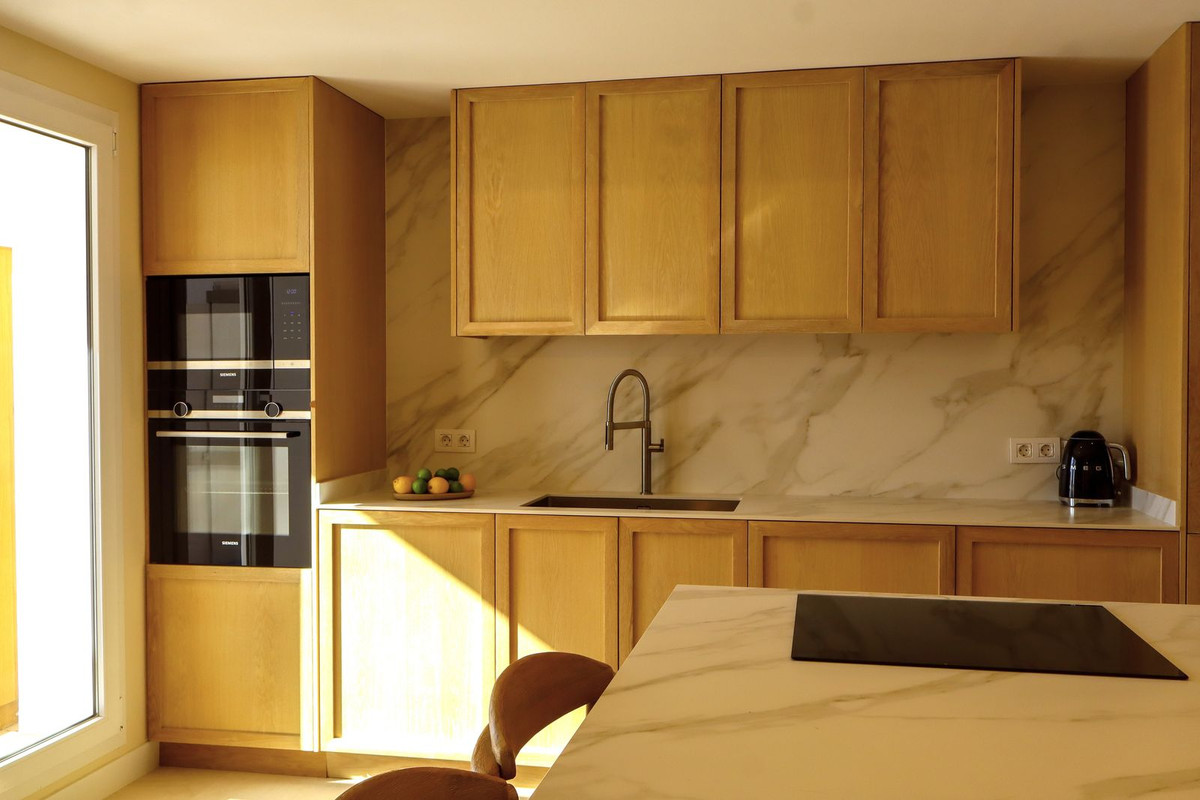 3 Bed Apartment for sale in Nueva Andalucía Costa Del Sol, Málaga, Spain