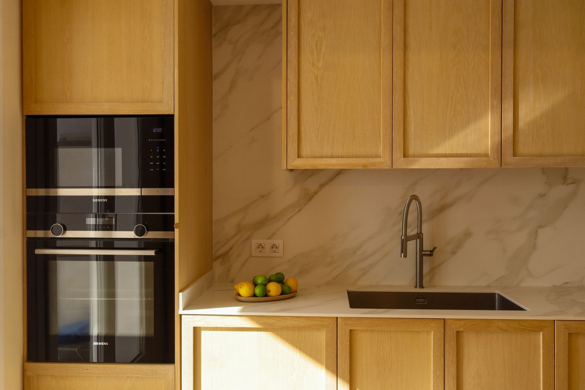 3 Bed Apartment for sale in Nueva Andalucía Costa Del Sol, Málaga, Spain