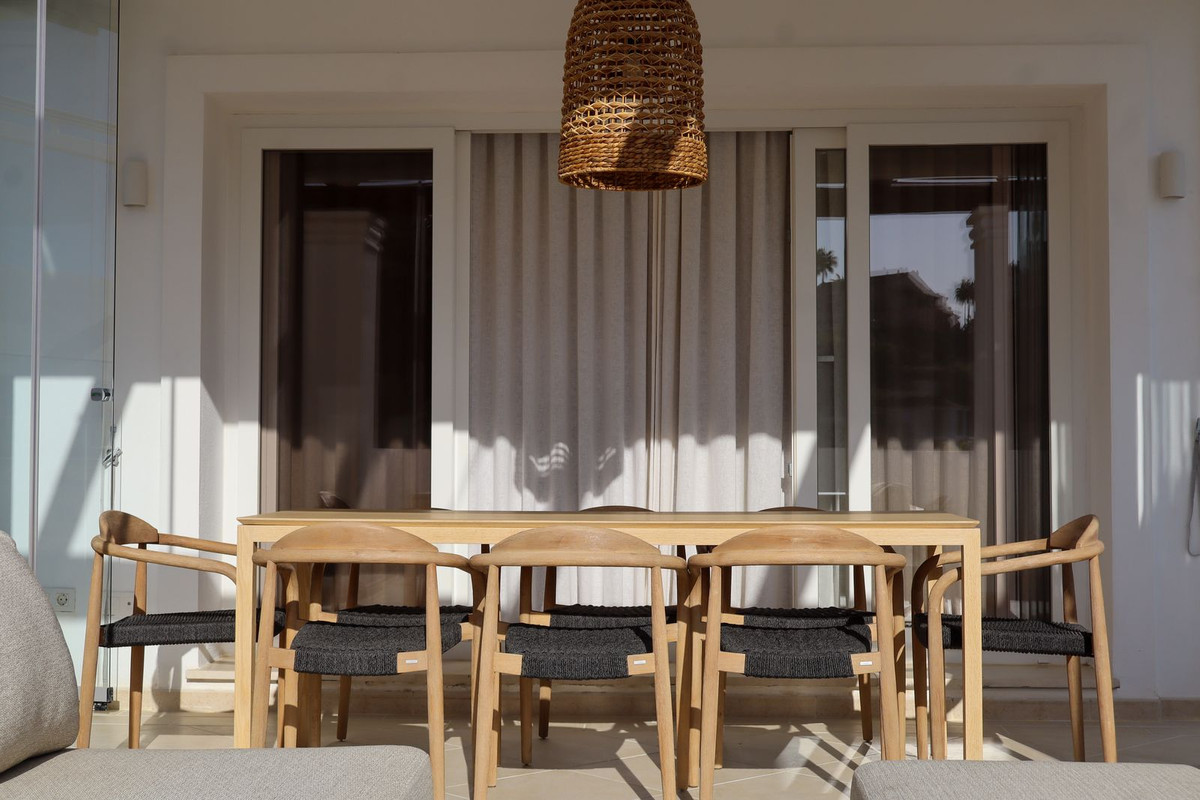 3 Bed Apartment for sale in Nueva Andalucía Costa Del Sol, Málaga, Spain
