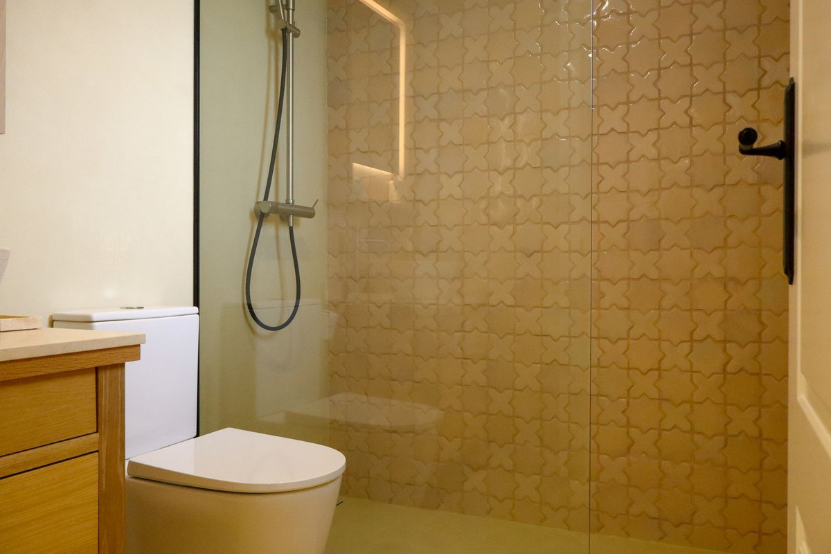3 Bed Apartment for sale in Nueva Andalucía Costa Del Sol, Málaga, Spain