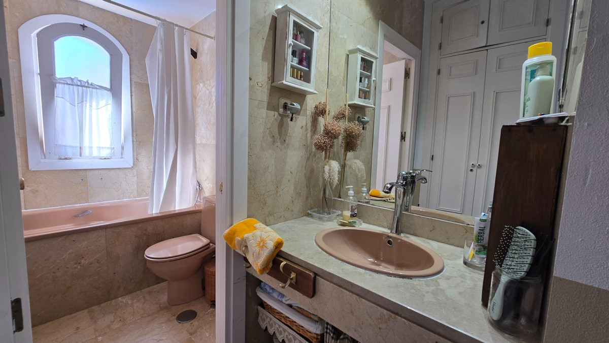 Se vende Adosada de 3 dormitorios en Costa Del Sol, Málaga, España