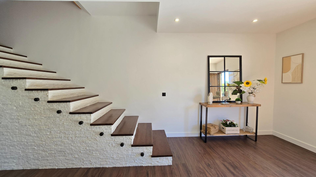 4 Bed Townhouse for sale in Limonar Málaga Ciudad, Málaga, Spain