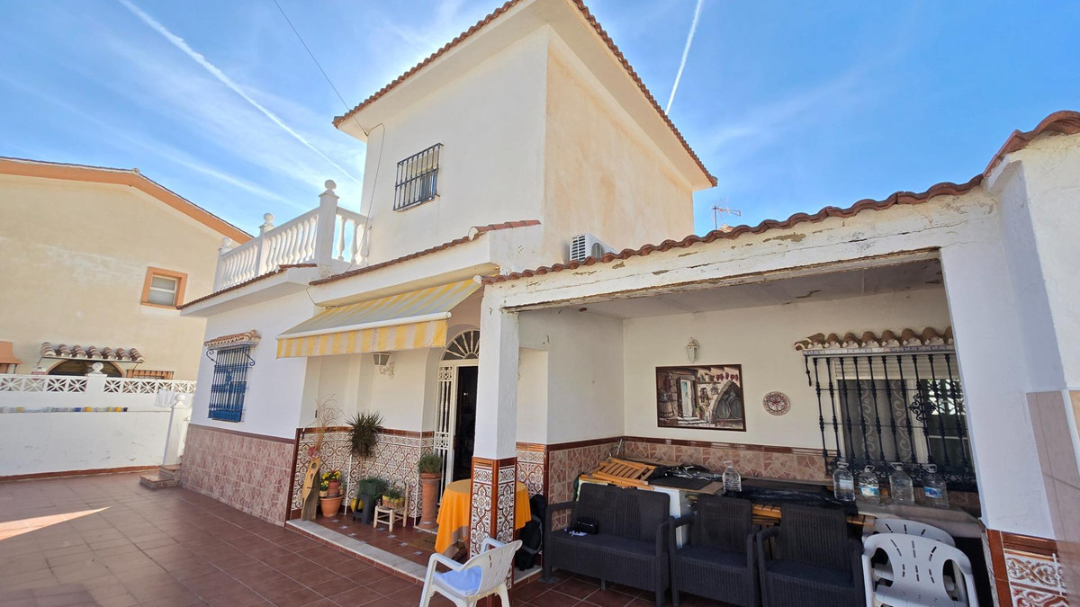 Se vende Villa - Chalet de 2 dormitorios en Costa Del Sol, Málaga, España