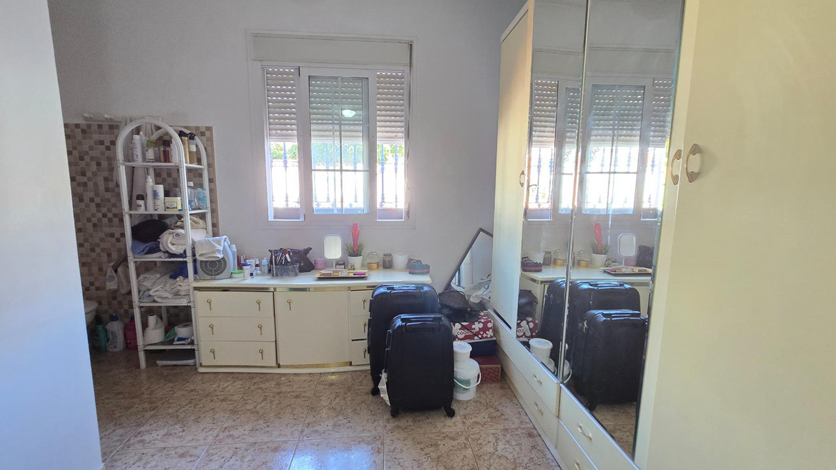 Se vende Villa - Chalet de 2 dormitorios en Costa Del Sol, Málaga, España