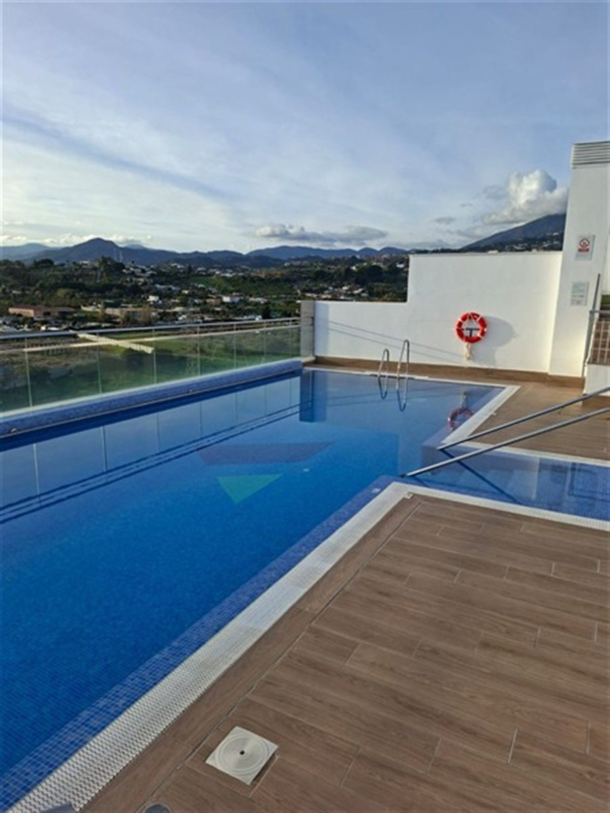 2 Bed Apartment for sale in Nueva Andalucía Costa Del Sol, Málaga, Spain