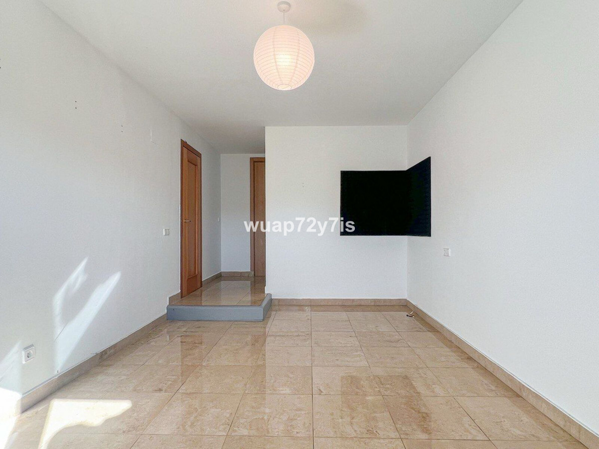 Se vende Villa - Chalet de 5 dormitorios en Costa Del Sol, Málaga, España