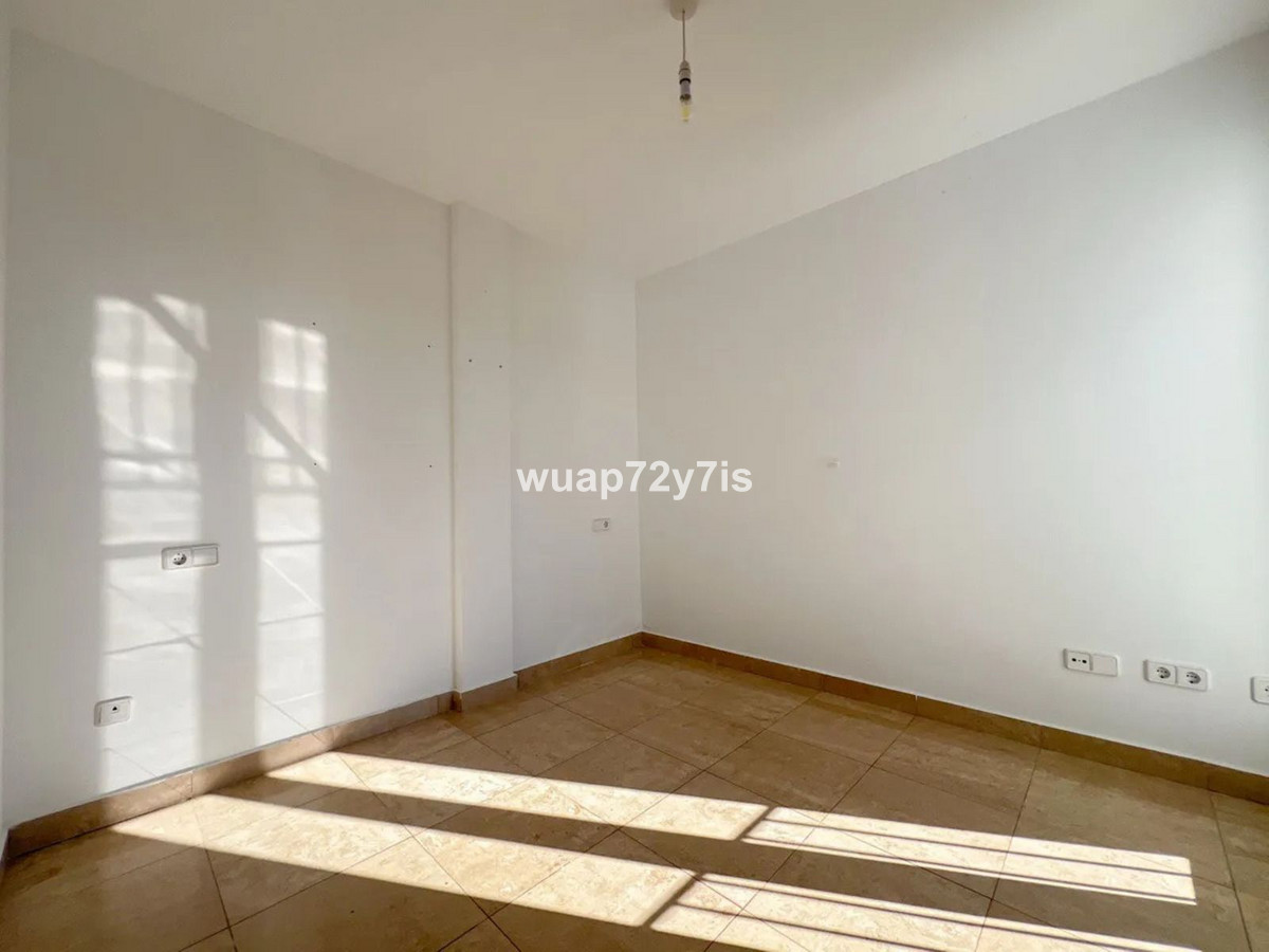 Se vende Villa - Chalet de 5 dormitorios en Costa Del Sol, Málaga, España