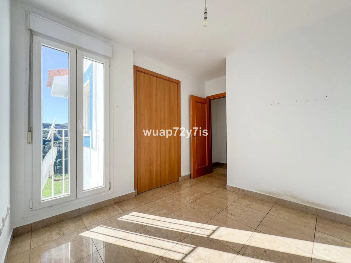 Se vende Villa - Chalet de 5 dormitorios en Costa Del Sol, Málaga, España