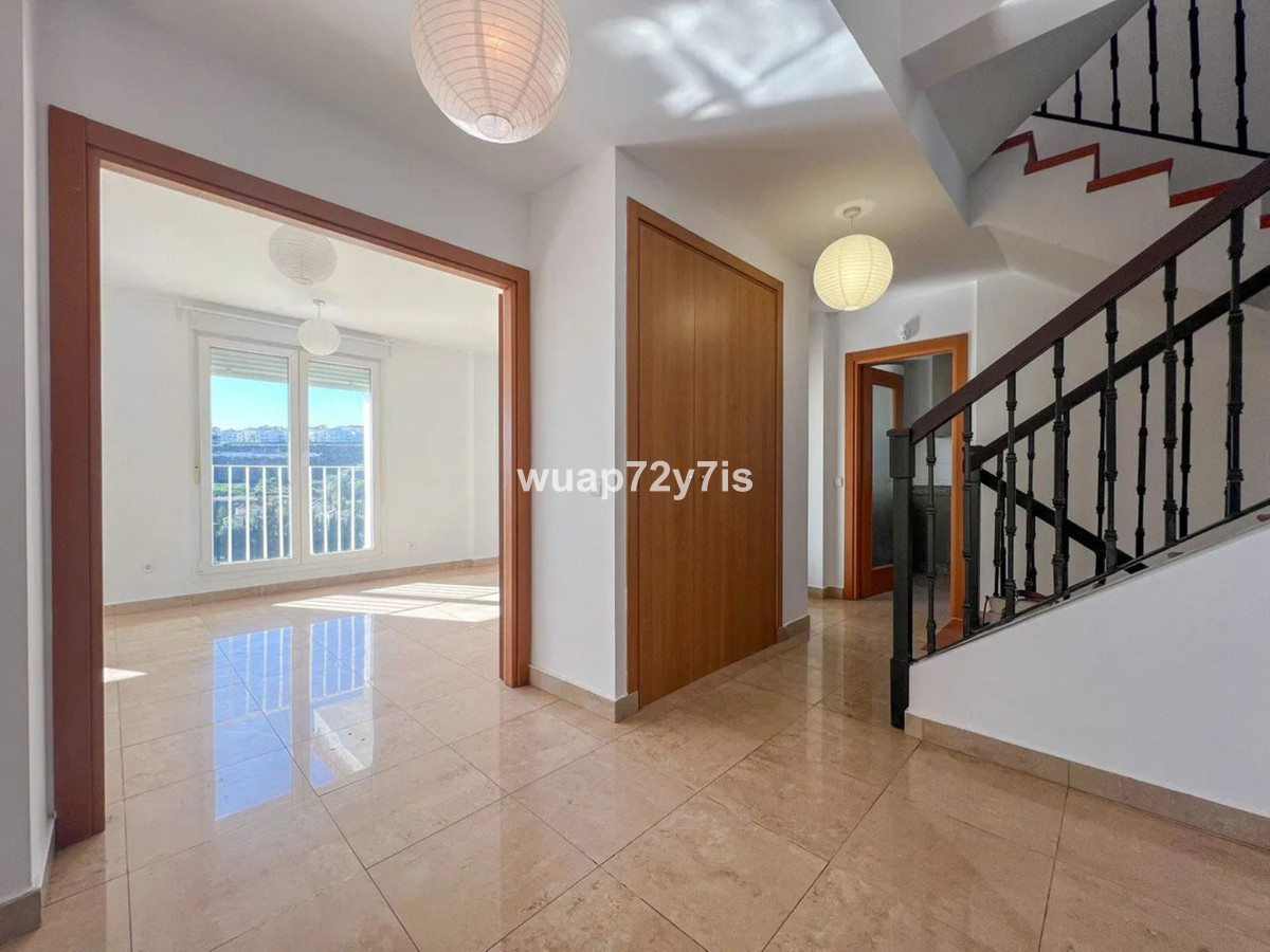 Se vende Villa - Chalet de 5 dormitorios en Costa Del Sol, Málaga, España