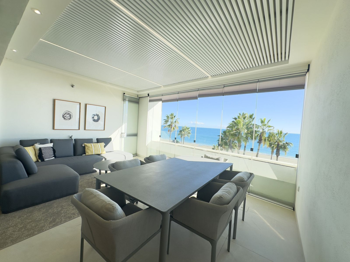 3 Bed Apartment for sale in Estepona Costa Del Sol, Málaga, Spain