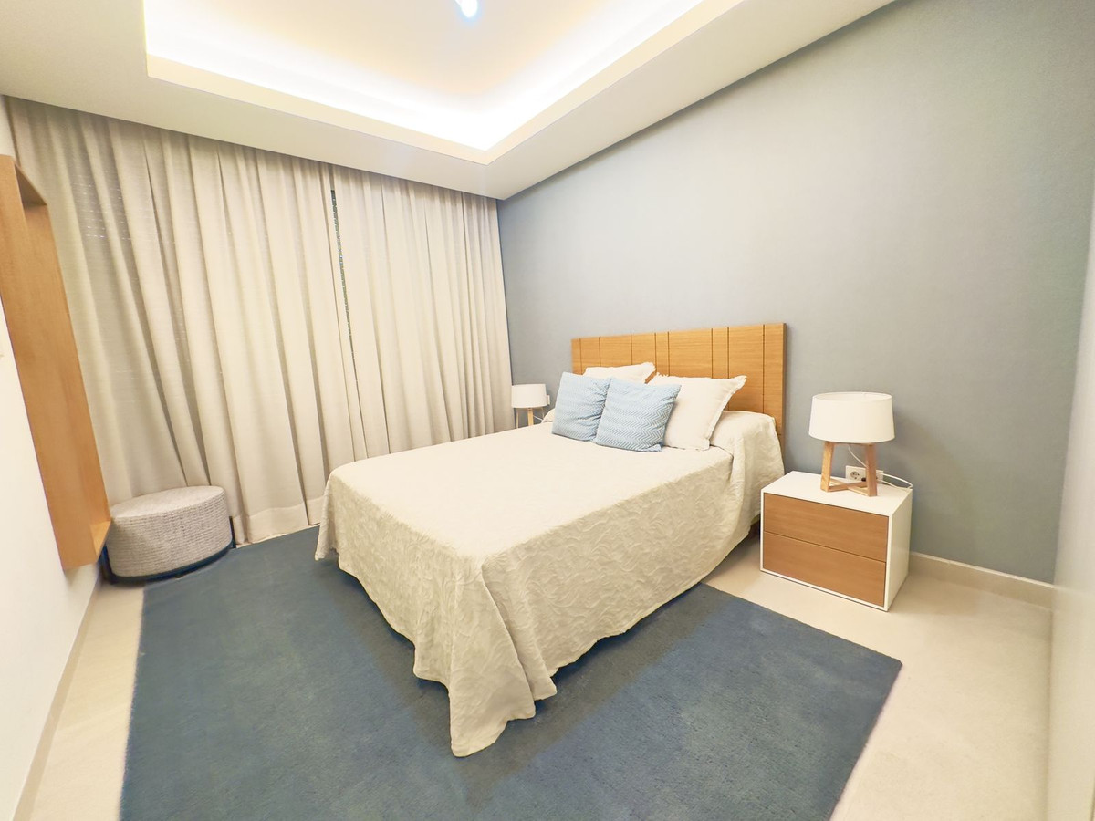 3 Bed Apartment for sale in Estepona Costa Del Sol, Málaga, Spain