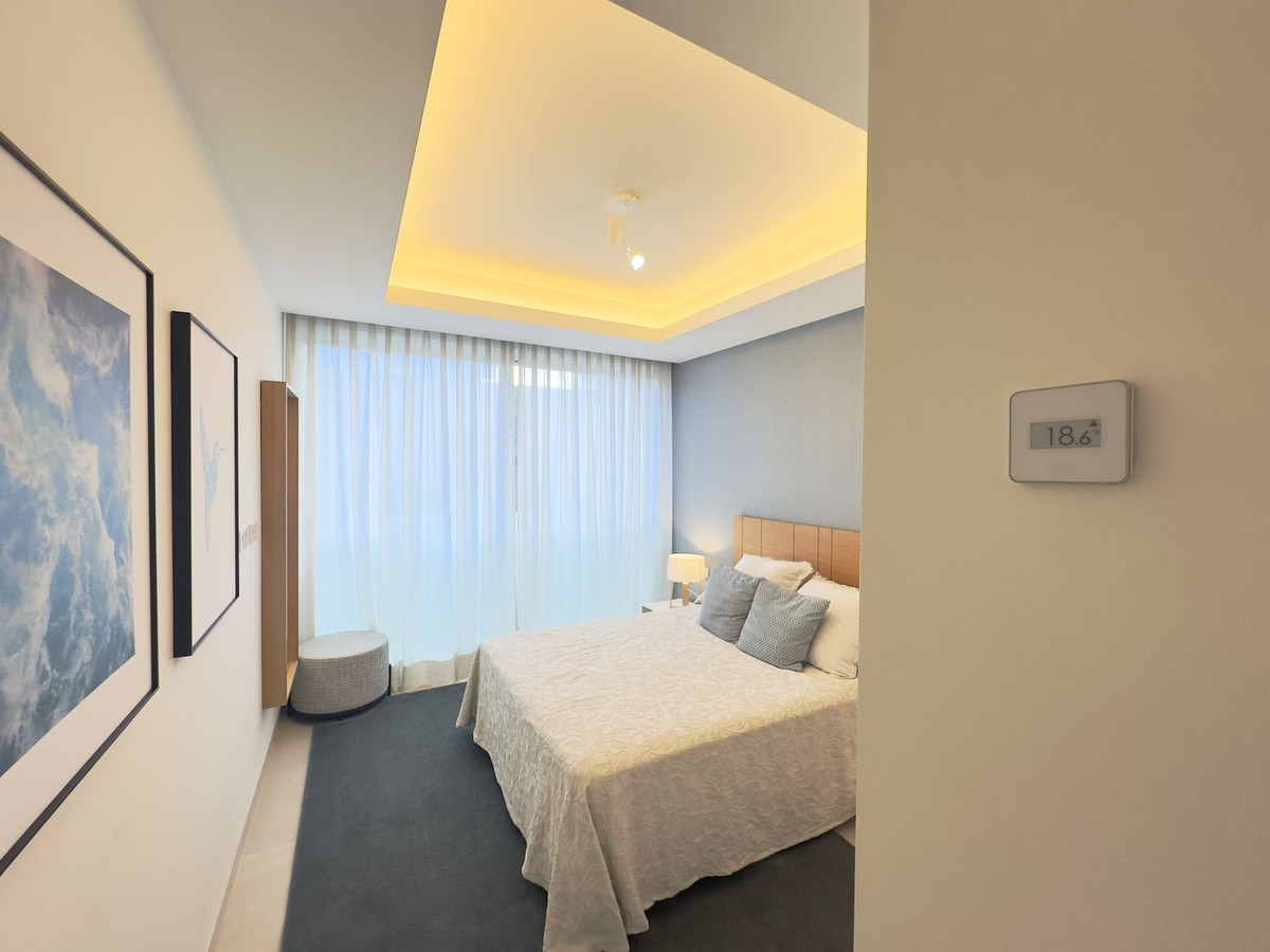 3 Bed Apartment for sale in Estepona Costa Del Sol, Málaga, Spain