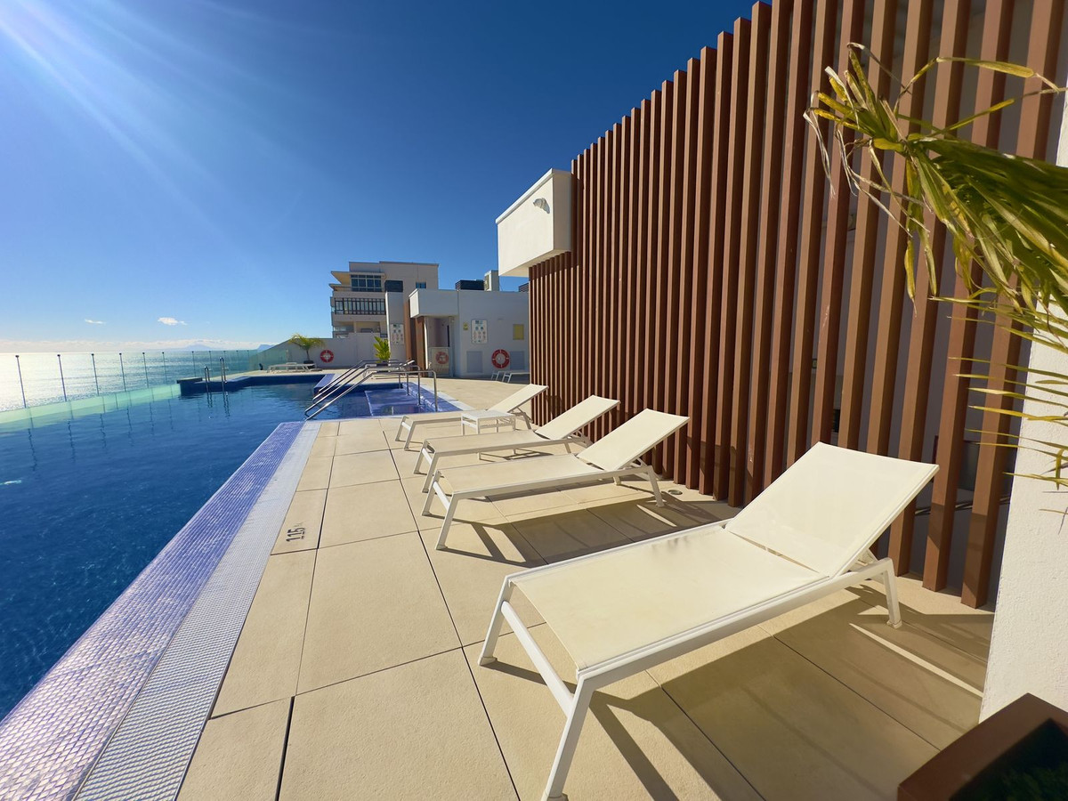 3 Bed Apartment for sale in Estepona Costa Del Sol, Málaga, Spain