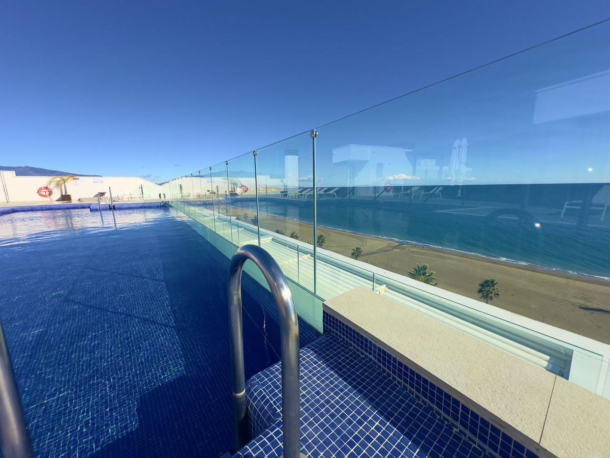 3 Bed Apartment for sale in Estepona Costa Del Sol, Málaga, Spain