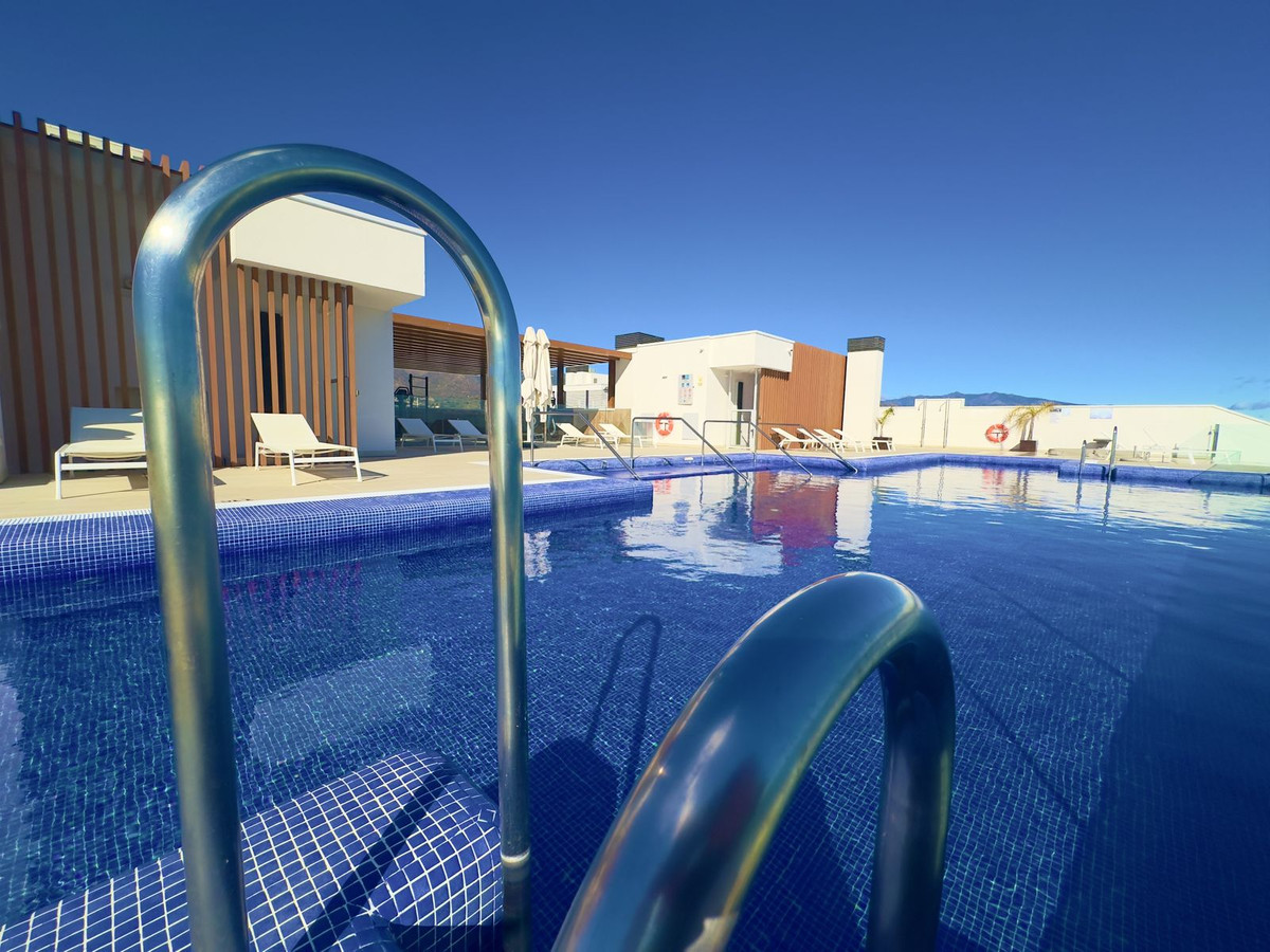 3 Bed Apartment for sale in Estepona Costa Del Sol, Málaga, Spain