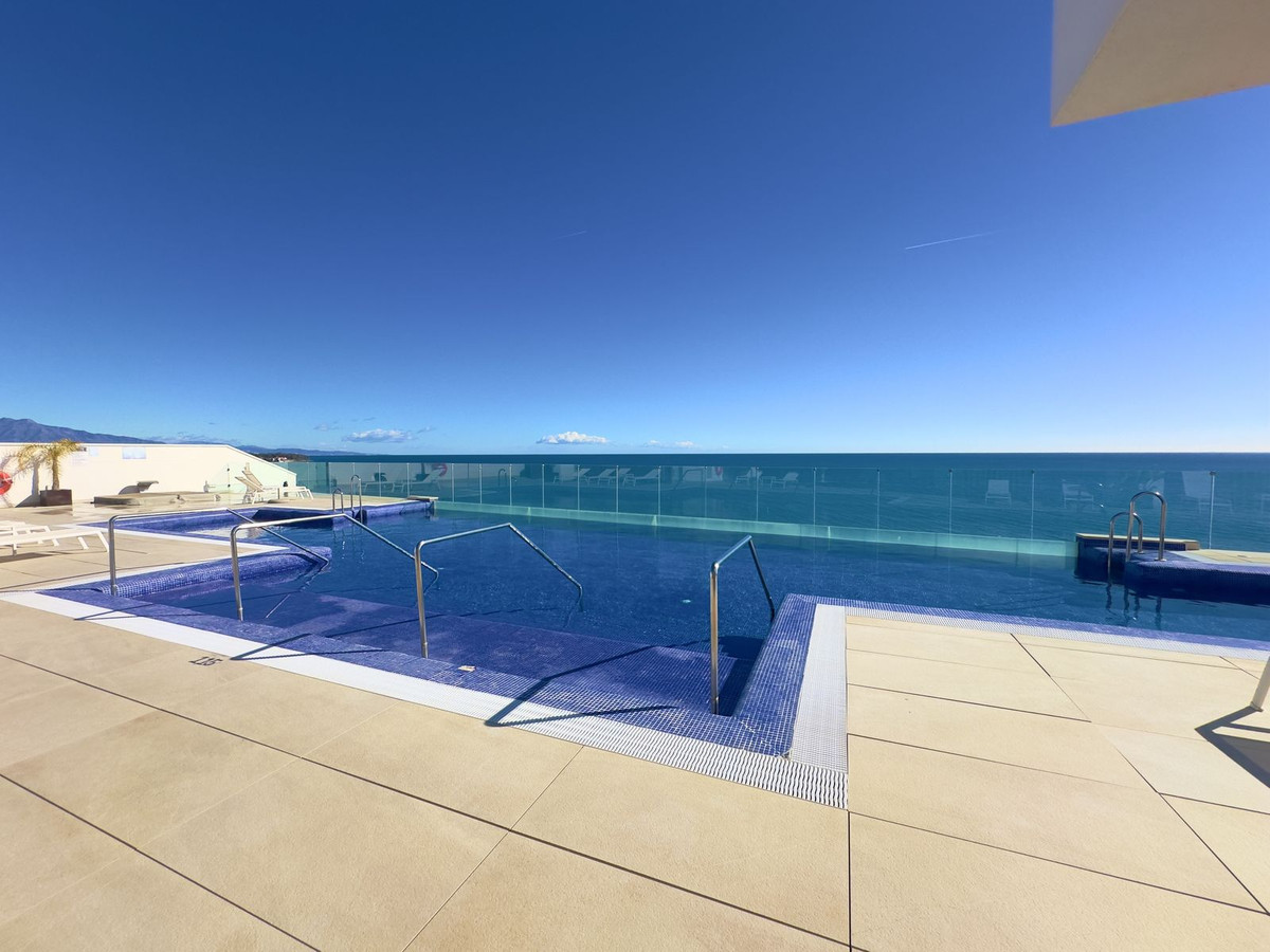 3 Bed Apartment for sale in Estepona Costa Del Sol, Málaga, Spain