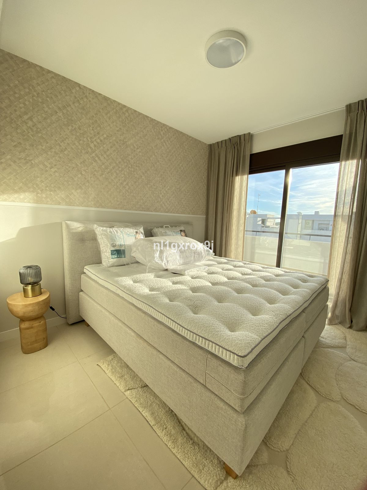 2 Bed Apartment for sale in Estepona Costa Del Sol, Málaga, Spain