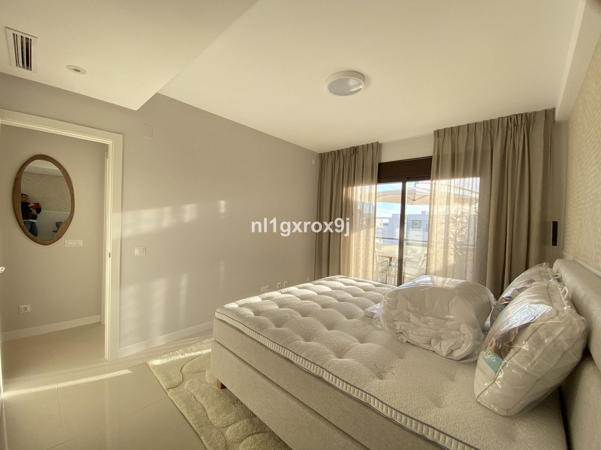 2 Bed Apartment for sale in Estepona Costa Del Sol, Málaga, Spain