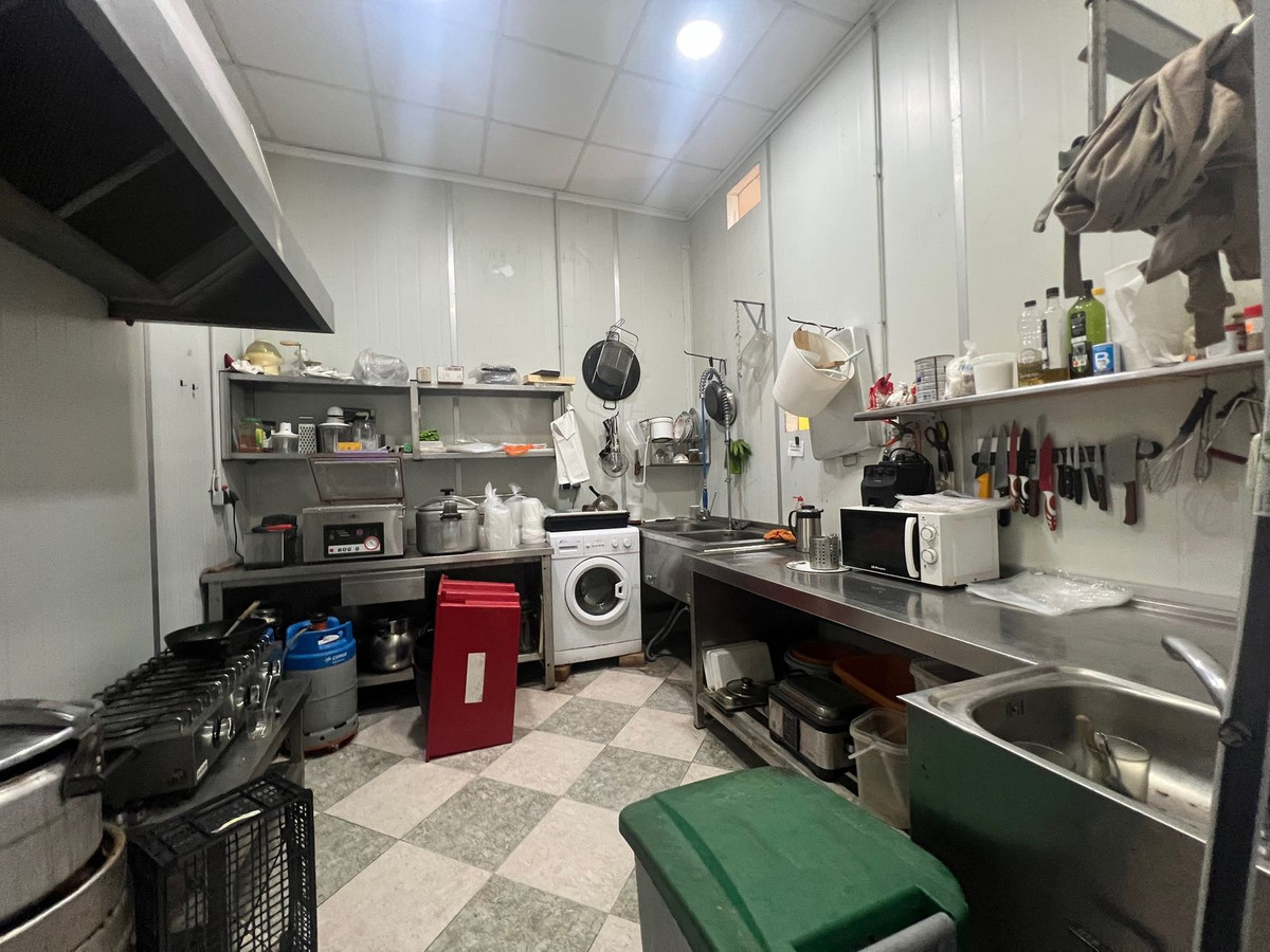 Commercial unit for sale in Estepona Costa Del Sol, Málaga, Spain