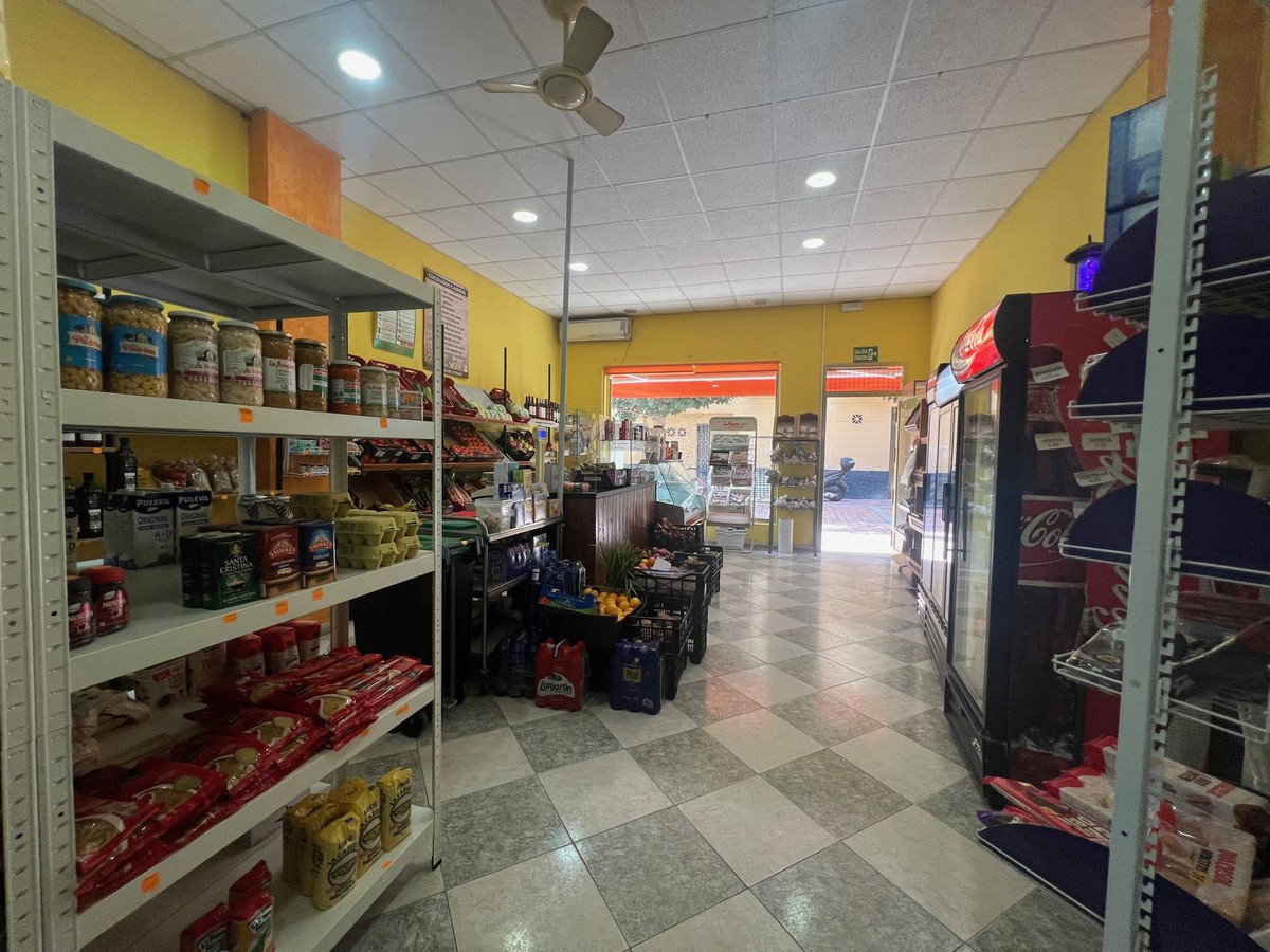 Commercial unit for sale in Estepona Costa Del Sol, Málaga, Spain