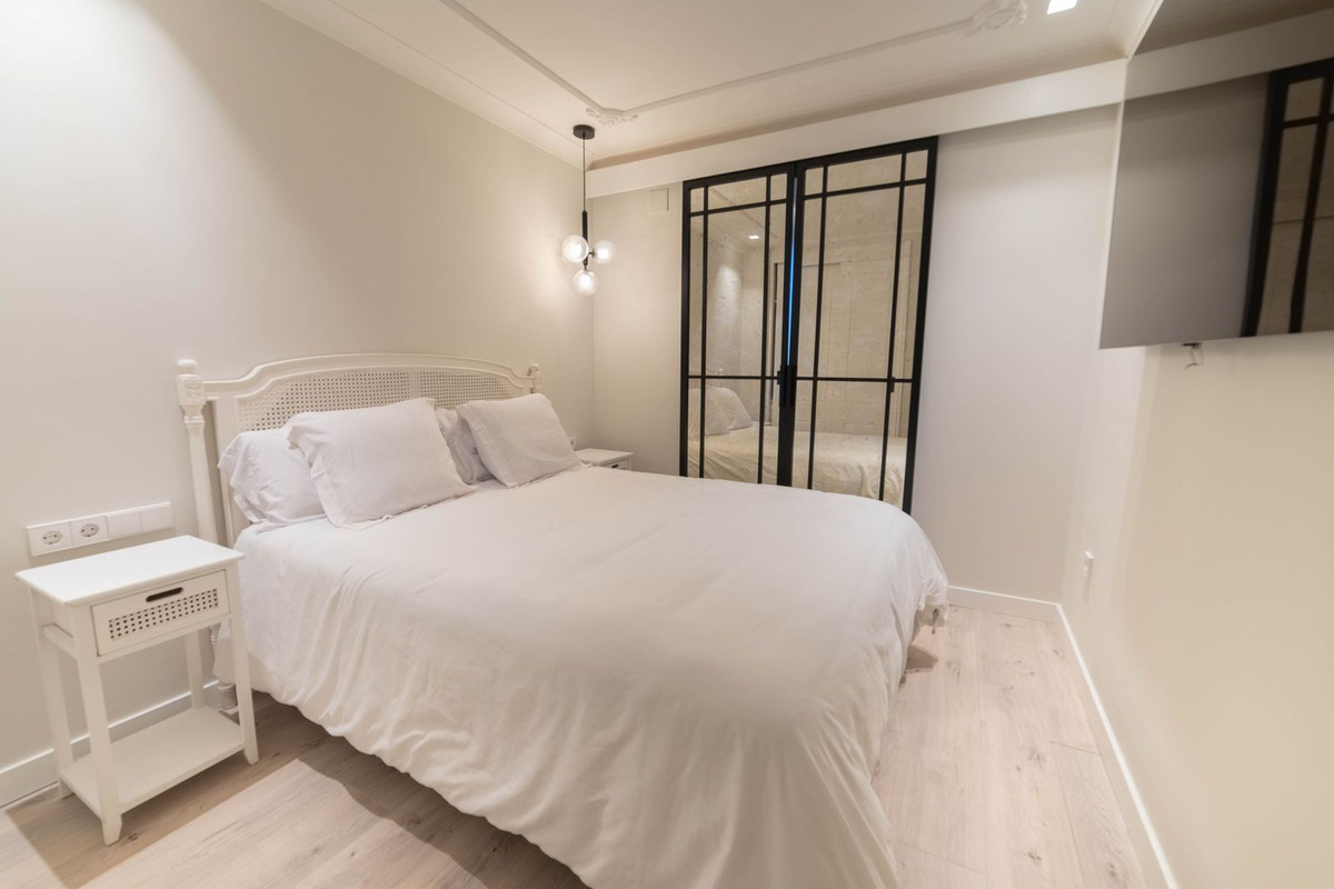 2 Bed Apartment for sale in Marbella Costa Del Sol, Málaga, Spain